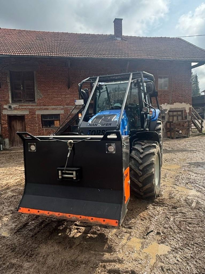 New Holland T5.110 AutoCommand - Tracteur forestier: photos 2 New Holland T5.110 AutoCommand - Tracteur forestier: photos 2