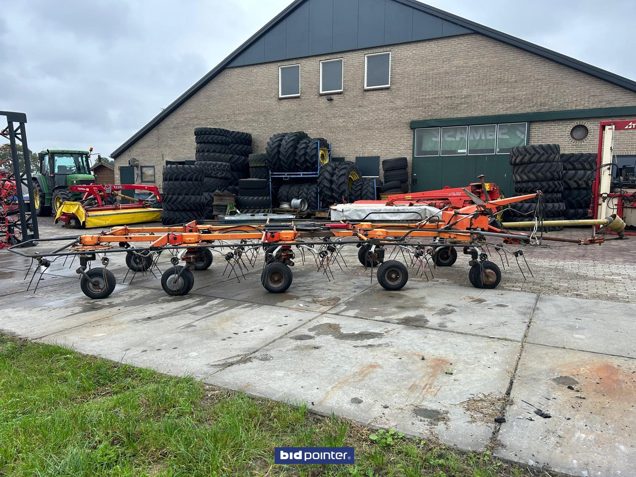 Fella TH1300 Hydro - Faneuse: photos 1 Fella TH1300 Hydro - Faneuse: photos 1