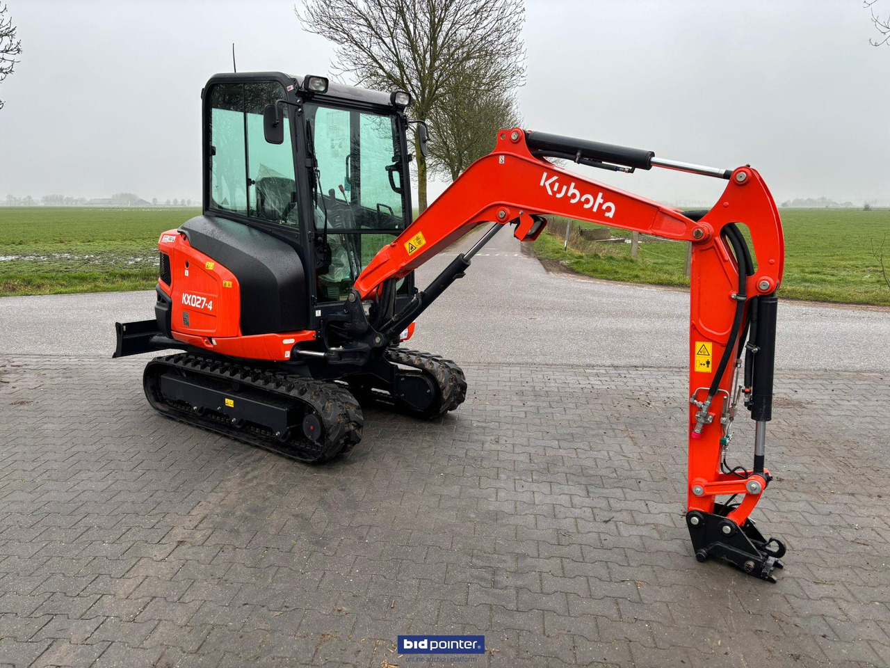 Kubota KX 027 - 4 GL minigraver - Mini pelle: photos 2 Kubota KX 027 - 4 GL minigraver - Mini pelle: photos 2