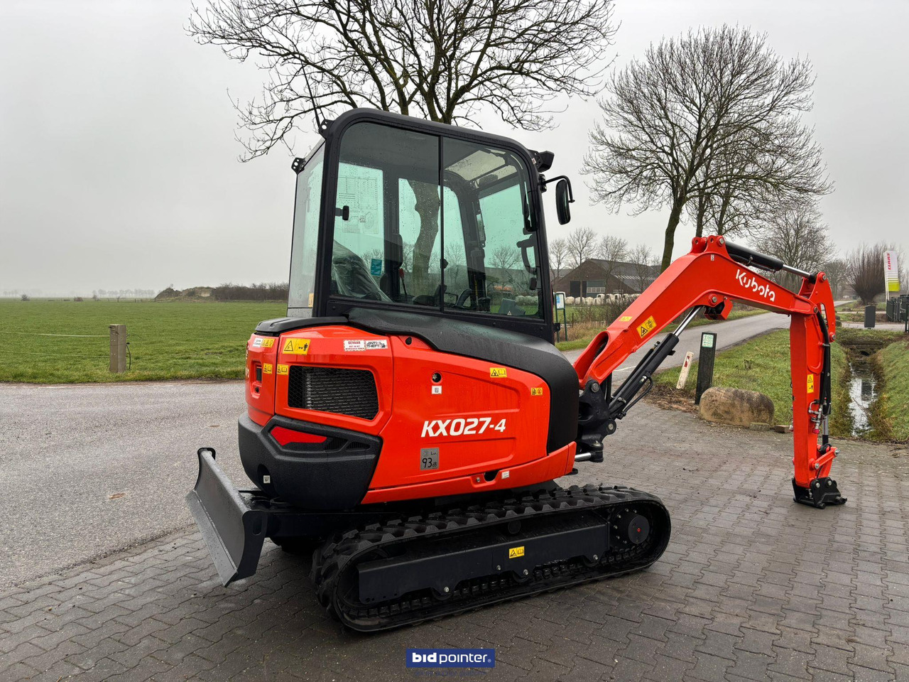 Kubota KX 027 - 4 GL minigraver - Mini pelle: photos 3 Kubota KX 027 - 4 GL minigraver - Mini pelle: photos 3