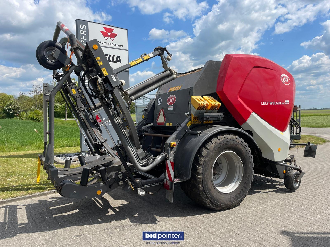 Lely Welger RPC 130 F - Presse à balles rondes: photos 3 Lely Welger RPC 130 F - Presse à balles rondes: photos 3