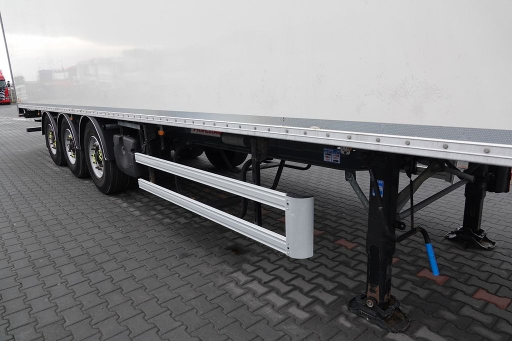 Frühauf KONTENER / KOFFER / ROLETA / PODŁOGA BARDZO MOCN Frühauf KONTENER / KOFFER / ROLETA / PODŁOGA BARDZO MOCN - Semi-remorque frigorifique: photos 5 Frühauf KONTENER / KOFFER / ROLETA / PODŁOGA BARDZO MOCN Frühauf KONTENER / KOFFER / ROLETA / PODŁOGA BARDZO MOCN - Semi-remorque frigorifique: photos 5