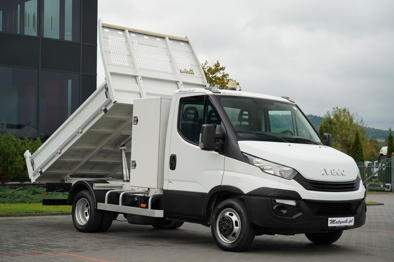 Iveco 35-140 / WYWROTKA TYLNOZSYPOWA / BLIŹNIAK / SKRZ - Utilitaire benne: photos 3 Iveco 35-140 / WYWROTKA TYLNOZSYPOWA / BLIŹNIAK / SKRZ - Utilitaire benne: photos 3