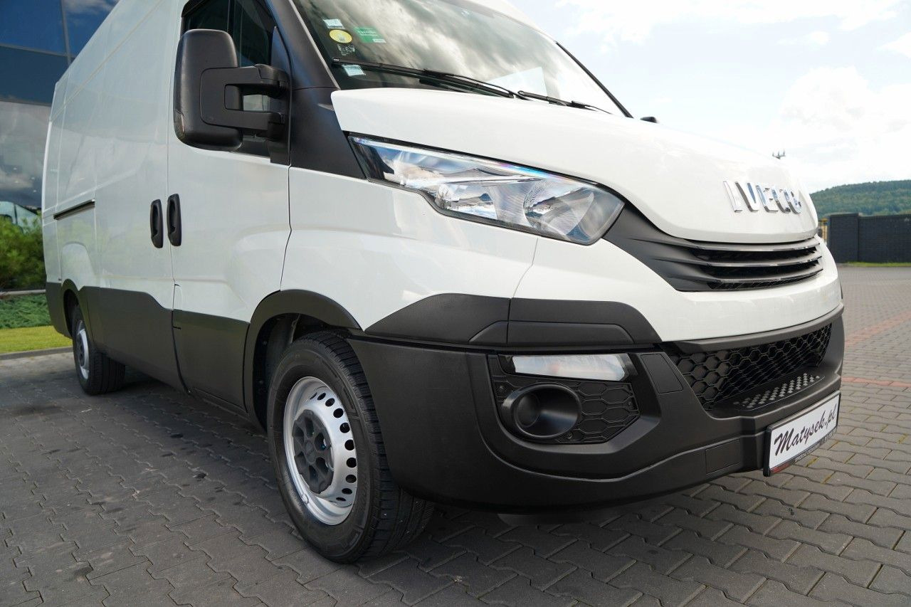 Iveco DAILY 35-140 / BLASZAK / MOBILNY WARSZTAT / PRZ - Fourgon utilitaire: photos 4 Iveco DAILY 35-140 / BLASZAK / MOBILNY WARSZTAT / PRZ - Fourgon utilitaire: photos 4