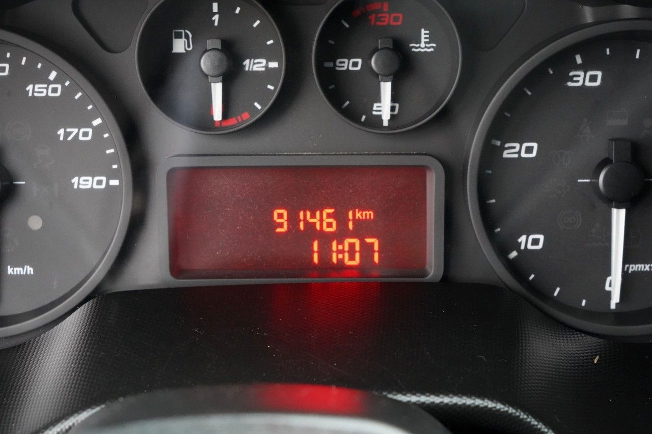 Utilitaire benne Iveco DAILY 35-140 / WYWROTKA TYLNOZSYPOWA / BLIŹNIAK: photos 42 Utilitaire benne Iveco DAILY 35-140 / WYWROTKA TYLNOZSYPOWA / BLIŹNIAK: photos 42