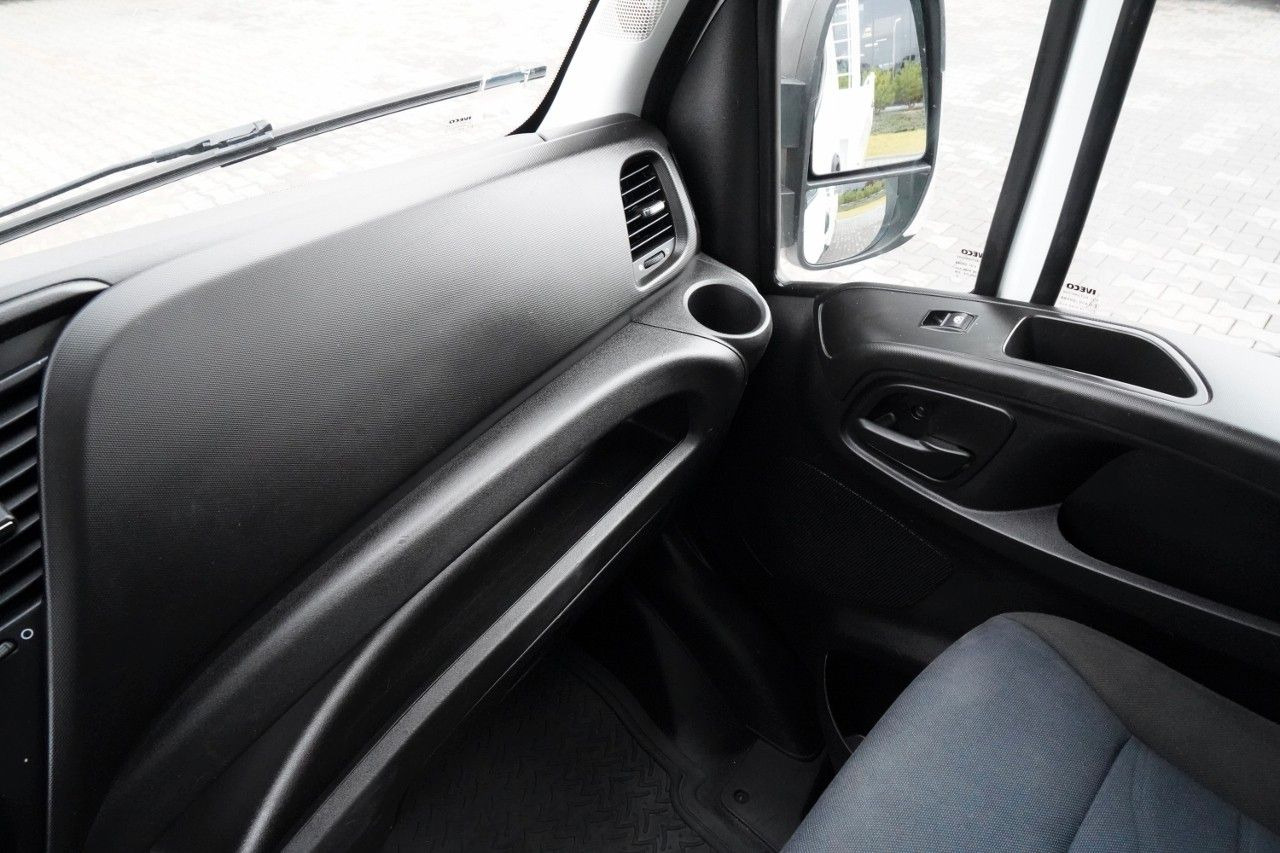 Utilitaire benne Iveco DAILY 35-140 / WYWROTKA TYLNOZSYPOWA / BLIŹNIAK: photos 34 Utilitaire benne Iveco DAILY 35-140 / WYWROTKA TYLNOZSYPOWA / BLIŹNIAK: photos 34