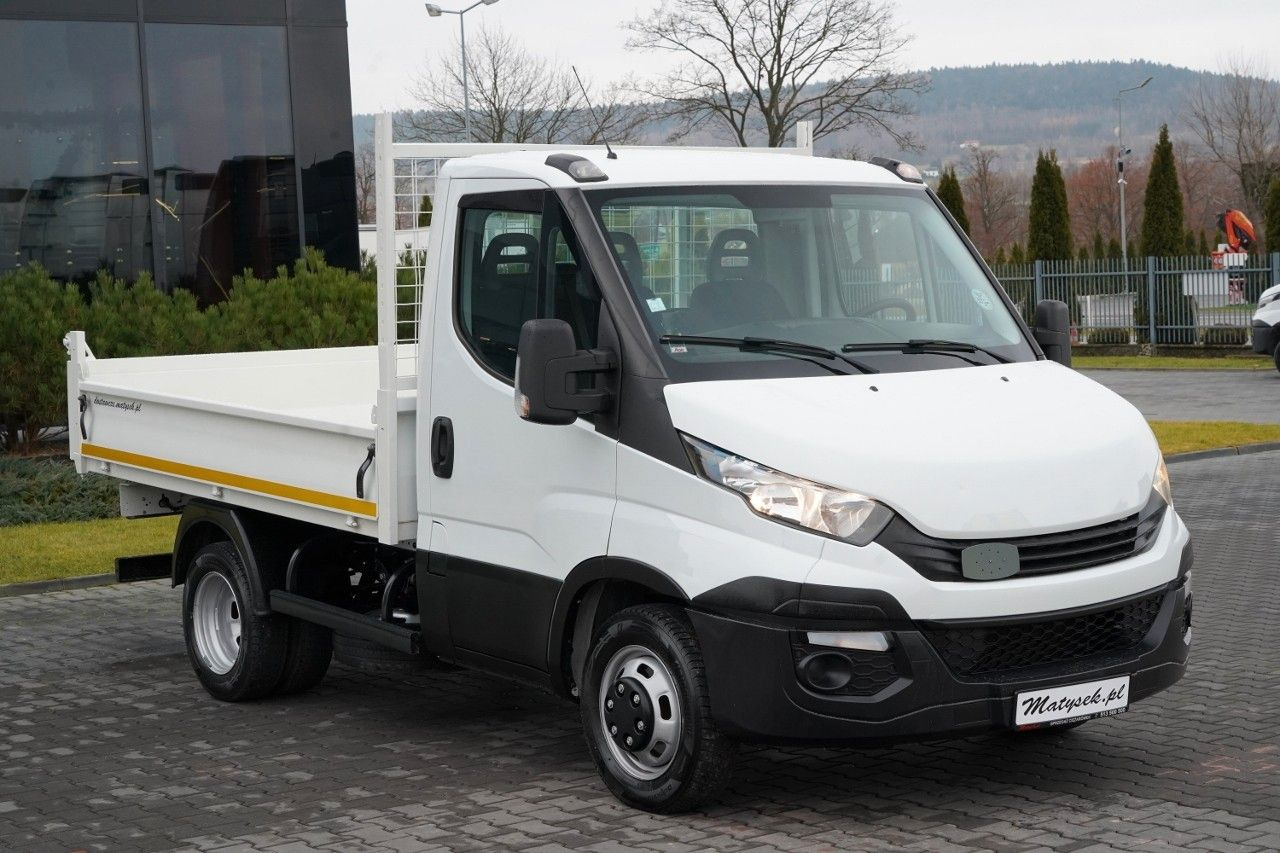 Utilitaire benne Iveco DAILY 35-140 / WYWROTKA TYLNOZSYPOWA / BLIŹNIAK: photos 11 Utilitaire benne Iveco DAILY 35-140 / WYWROTKA TYLNOZSYPOWA / BLIŹNIAK: photos 11