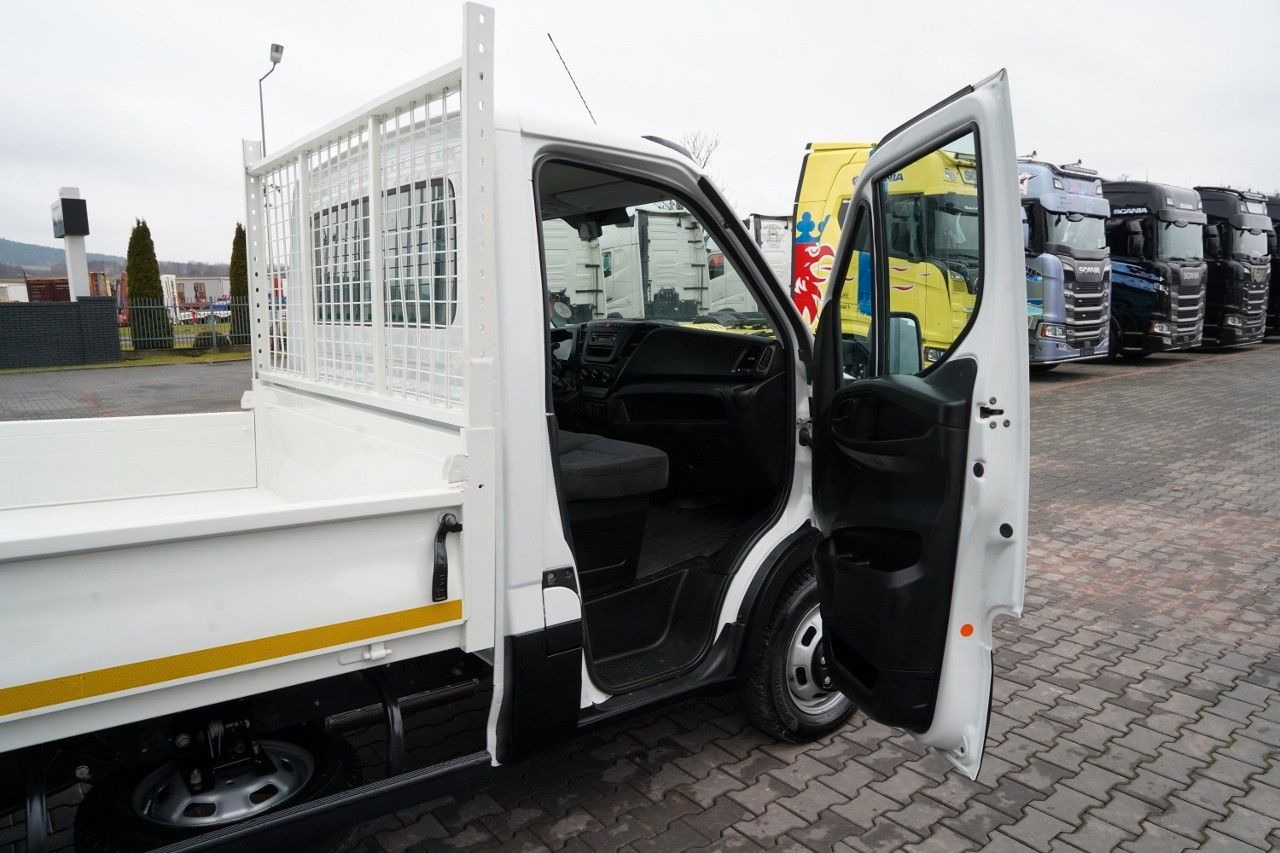 Utilitaire benne Iveco DAILY 35-140 / WYWROTKA TYLNOZSYPOWA / BLIŹNIAK: photos 40 Utilitaire benne Iveco DAILY 35-140 / WYWROTKA TYLNOZSYPOWA / BLIŹNIAK: photos 40