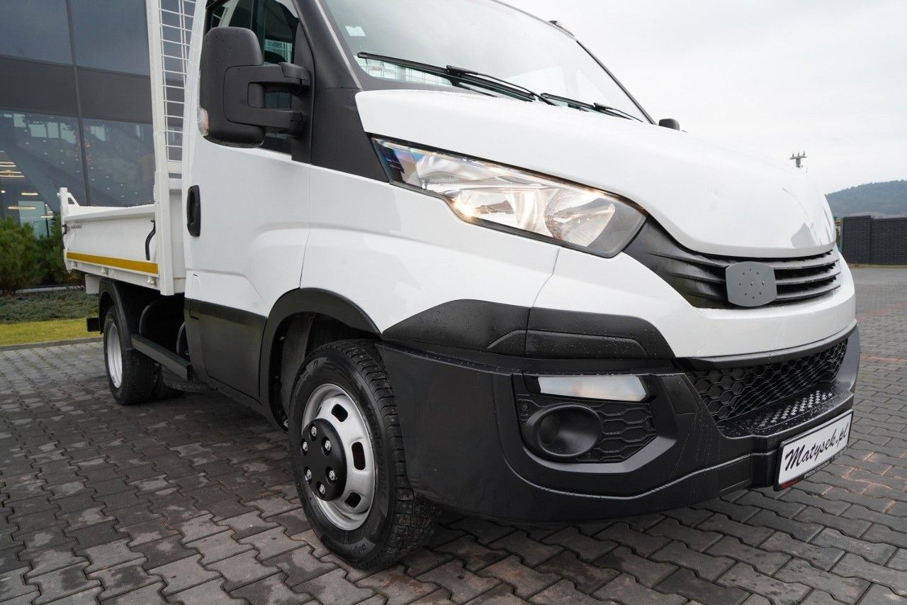 Utilitaire benne Iveco DAILY 35-140 / WYWROTKA TYLNOZSYPOWA / BLIŹNIAK: photos 18 Utilitaire benne Iveco DAILY 35-140 / WYWROTKA TYLNOZSYPOWA / BLIŹNIAK: photos 18