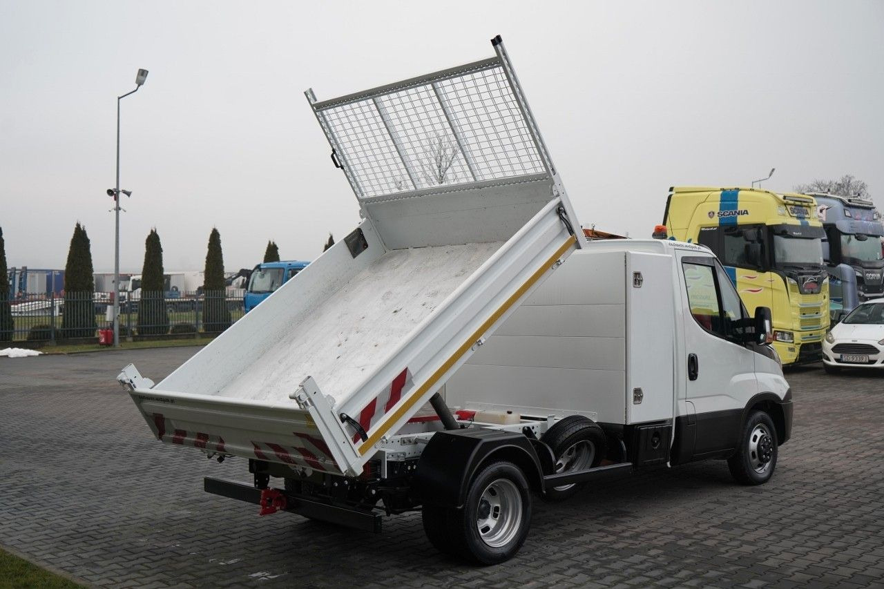 Iveco DAILY 35-160 / WYWROTKA TYLNOZSYPOWA / BLOKADA - Utilitaire benne: photos 5 Iveco DAILY 35-160 / WYWROTKA TYLNOZSYPOWA / BLOKADA - Utilitaire benne: photos 5