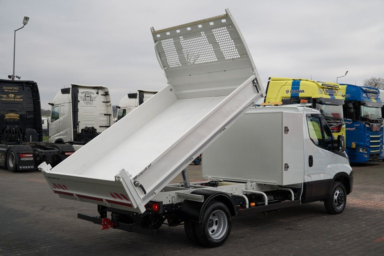 Iveco DAILY 35-180 / WYWROTKA TYLNOZSYPOWA / BLIŹNIAK - Utilitaire benne: photos 5 Iveco DAILY 35-180 / WYWROTKA TYLNOZSYPOWA / BLIŹNIAK - Utilitaire benne: photos 5