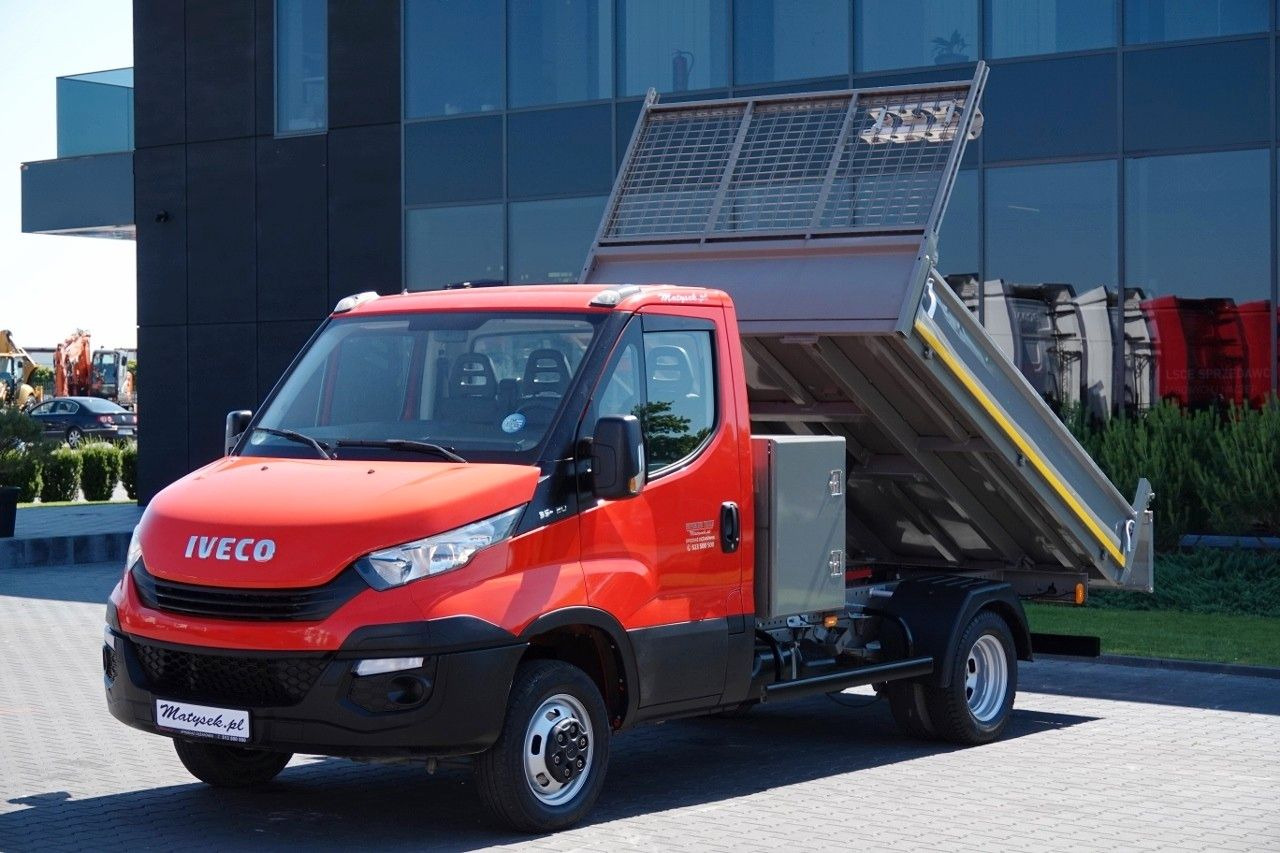 Iveco DAILY 35C12D - Utilitaire benne: photos 3 Iveco DAILY 35C12D - Utilitaire benne: photos 3