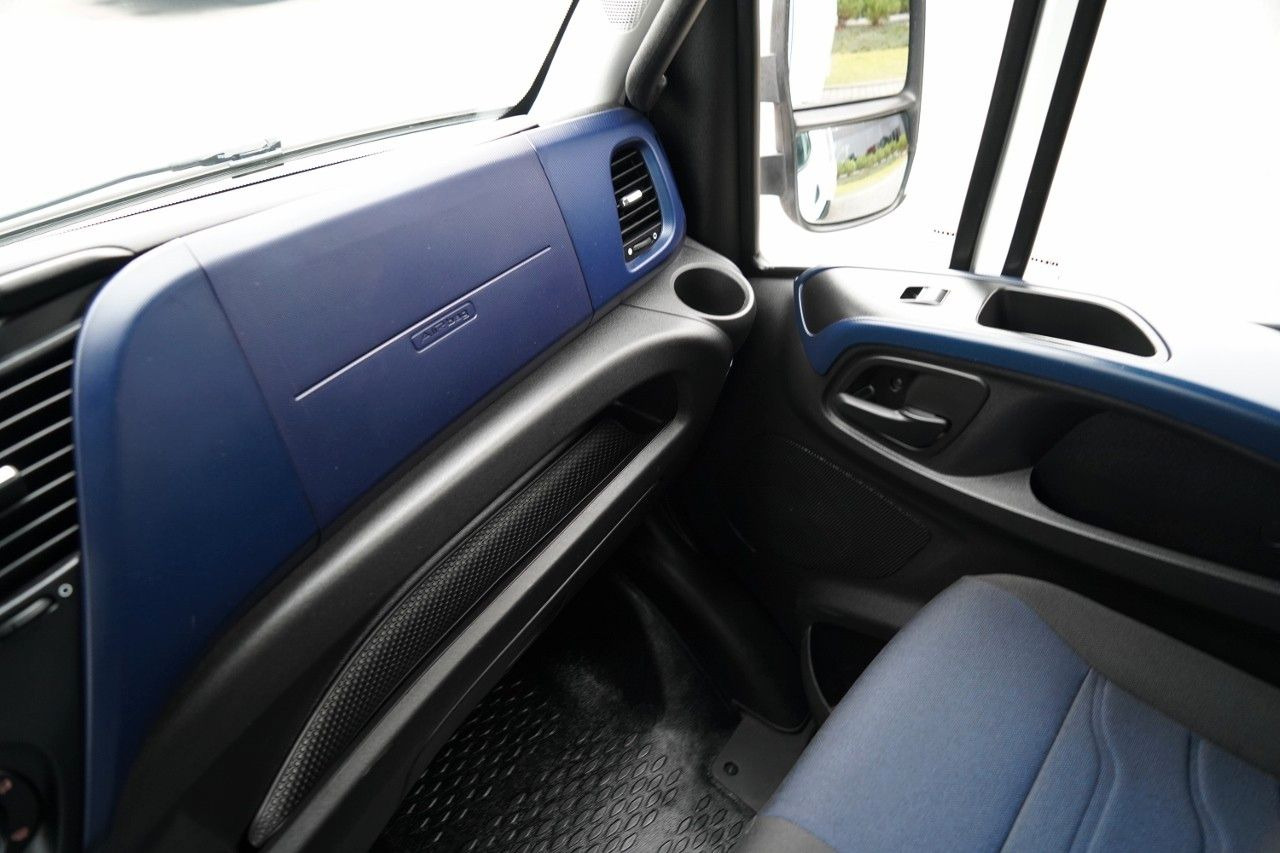 Iveco DAILY 70-180 / WYWROTKA TYLNOZSYPOWA / DMC 7 TON en leasing occasion Iveco DAILY 70-180 / WYWROTKA TYLNOZSYPOWA / DMC 7 TON: photos 37 Iveco DAILY 70-180 / WYWROTKA TYLNOZSYPOWA / DMC 7 TON en leasing occasion Iveco DAILY 70-180 / WYWROTKA TYLNOZSYPOWA / DMC 7 TON: photos 37