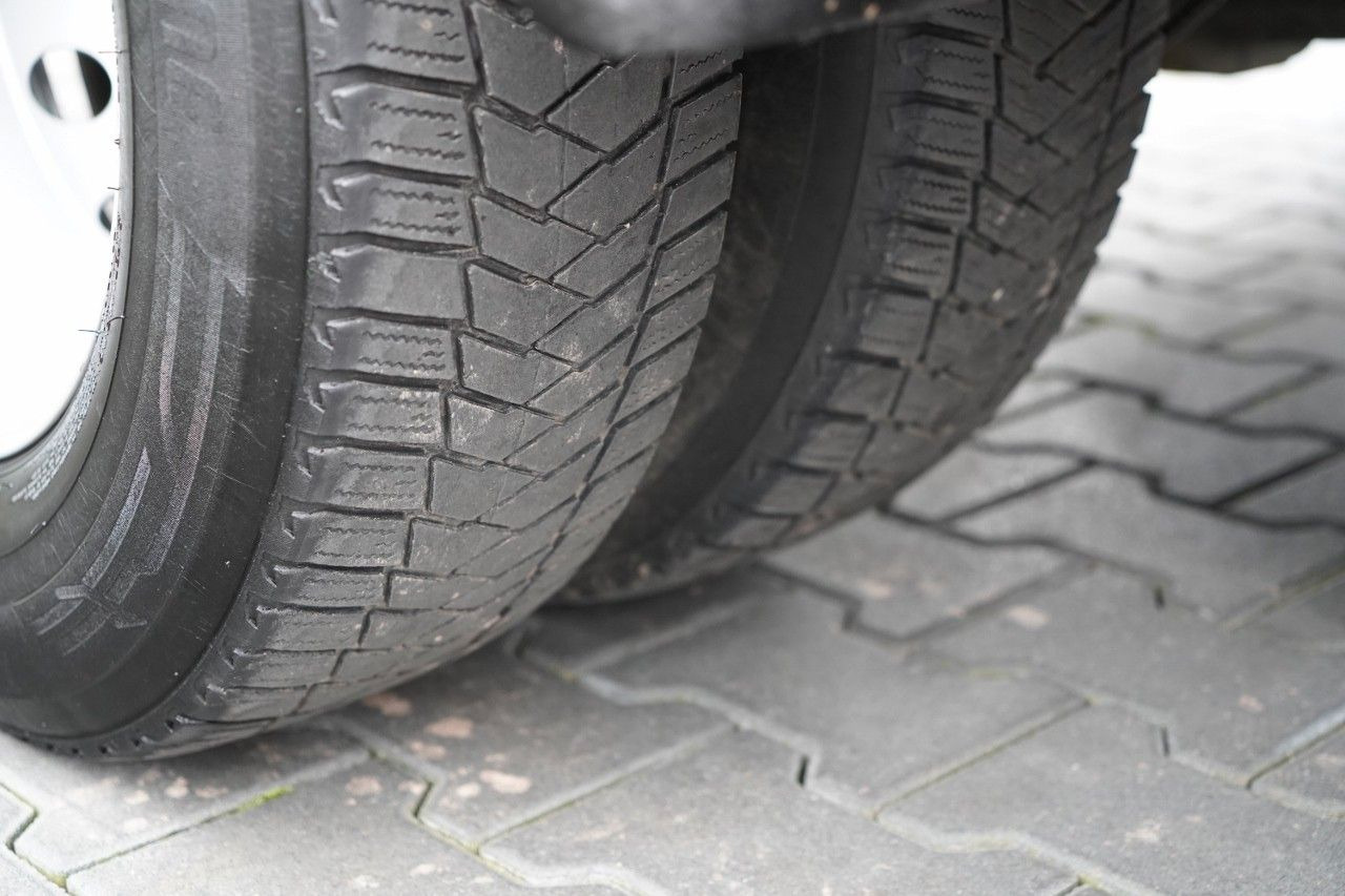 Iveco DAILY 70-180 / WYWROTKA TYLNOZSYPOWA / DMC 7 TON en leasing occasion Iveco DAILY 70-180 / WYWROTKA TYLNOZSYPOWA / DMC 7 TON: photos 27 Iveco DAILY 70-180 / WYWROTKA TYLNOZSYPOWA / DMC 7 TON en leasing occasion Iveco DAILY 70-180 / WYWROTKA TYLNOZSYPOWA / DMC 7 TON: photos 27