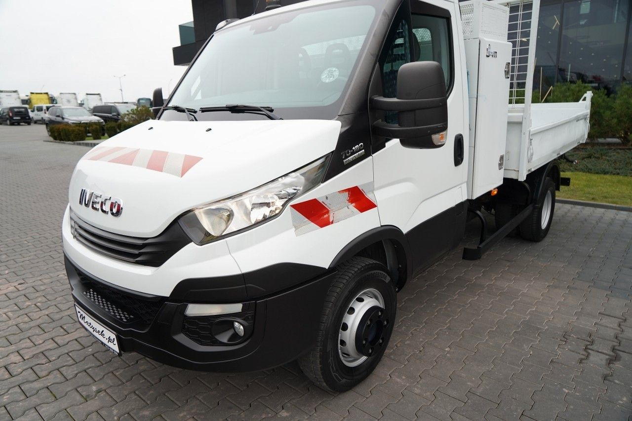 Iveco DAILY 70-180 / WYWROTKA TYLNOZSYPOWA / DMC 7 TON en leasing occasion Iveco DAILY 70-180 / WYWROTKA TYLNOZSYPOWA / DMC 7 TON: photos 20 Iveco DAILY 70-180 / WYWROTKA TYLNOZSYPOWA / DMC 7 TON en leasing occasion Iveco DAILY 70-180 / WYWROTKA TYLNOZSYPOWA / DMC 7 TON: photos 20