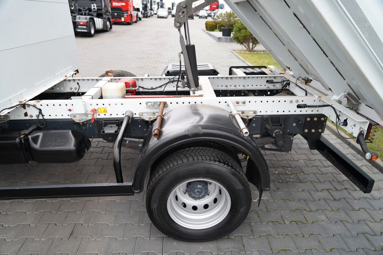 Iveco DAILY 70-180 / WYWROTKA TYLNOZSYPOWA / DMC 7 TON en leasing occasion Iveco DAILY 70-180 / WYWROTKA TYLNOZSYPOWA / DMC 7 TON: photos 10 Iveco DAILY 70-180 / WYWROTKA TYLNOZSYPOWA / DMC 7 TON en leasing occasion Iveco DAILY 70-180 / WYWROTKA TYLNOZSYPOWA / DMC 7 TON: photos 10