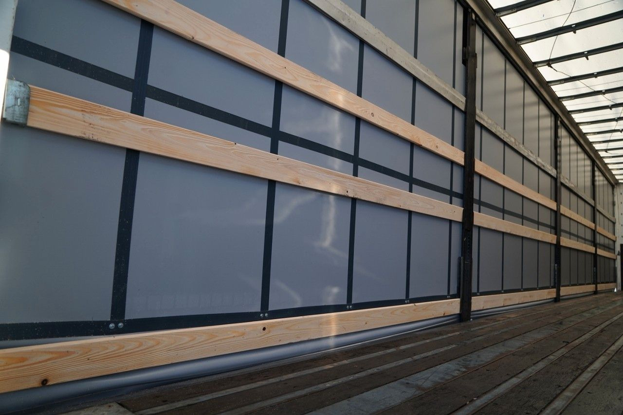 Semi-remorque rideaux coulissants Kässbohrer FIRANKA / STANDARD / MOCNA PODŁOGA SZYNA-DESKA: photos 16 Semi-remorque rideaux coulissants Kässbohrer FIRANKA / STANDARD / MOCNA PODŁOGA SZYNA-DESKA: photos 16