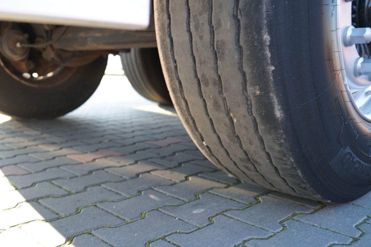 Semi-remorque rideaux coulissants Kässbohrer FIRANKA / STANDARD / MOCNA PODŁOGA SZYNA-DESKA: photos 22 Semi-remorque rideaux coulissants Kässbohrer FIRANKA / STANDARD / MOCNA PODŁOGA SZYNA-DESKA: photos 22