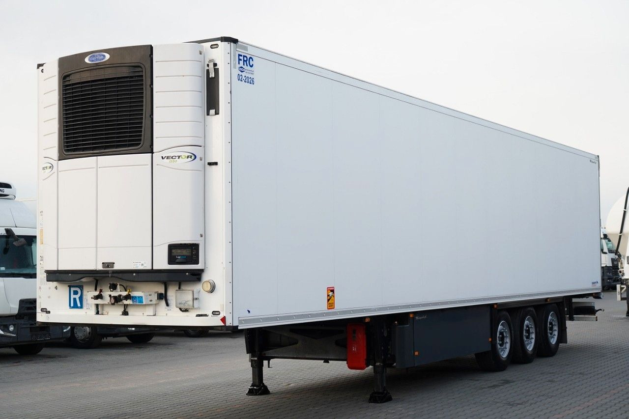 Schmitz Cargobull CHŁODNIA / CARRIER VECTOR 1550 / DOPPELSTOCK / - Semi-remorque frigorifique: photos 1 Schmitz Cargobull CHŁODNIA / CARRIER VECTOR 1550 / DOPPELSTOCK / - Semi-remorque frigorifique: photos 1
