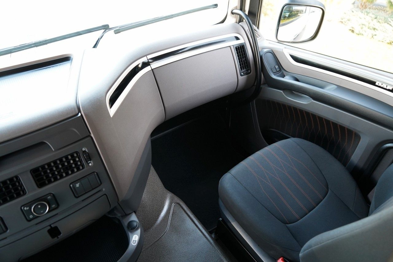 Tracteur routier DAF XF 480 / SUPER SPACE CAB / 2021: photos 31