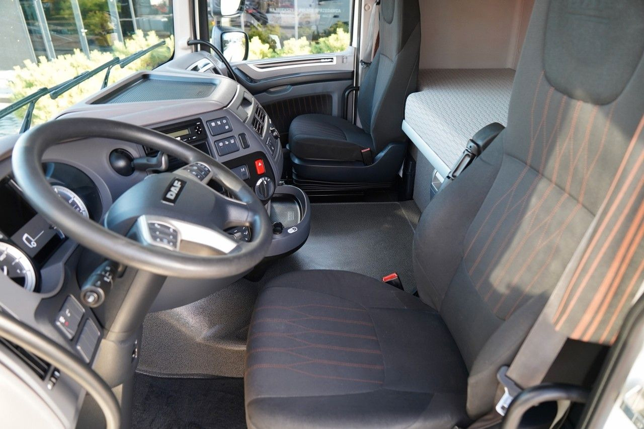 Tracteur routier DAF XF 480 / SUPER SPACE CAB / 2021: photos 24