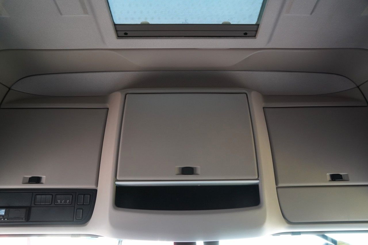 Tracteur routier DAF XF 480 / SUPER SPACE CAB / 2021: photos 33