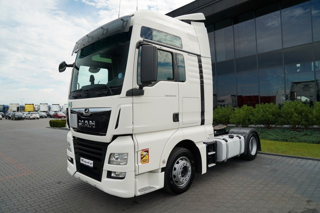 MAN TGX 18.470 / MEGA / XXL / FULL AIRMATIC / REGULO - Tracteur routier: photos 2 MAN TGX 18.470 / MEGA / XXL / FULL AIRMATIC / REGULO - Tracteur routier: photos 2