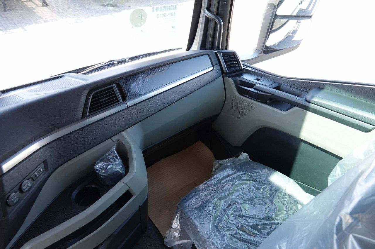 Tracteur routier MAN TGX 26.520 / 6x2 / RAMA DŁ. 9,1M / OŚ PODNOSZONA: photos 15 Tracteur routier MAN TGX 26.520 / 6x2 / RAMA DŁ. 9,1M / OŚ PODNOSZONA: photos 15