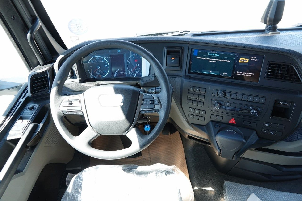 Tracteur routier MAN TGX 26.520 / 6x2 / RAMA DŁ. 9,1M / OŚ PODNOSZONA: photos 13 Tracteur routier MAN TGX 26.520 / 6x2 / RAMA DŁ. 9,1M / OŚ PODNOSZONA: photos 13