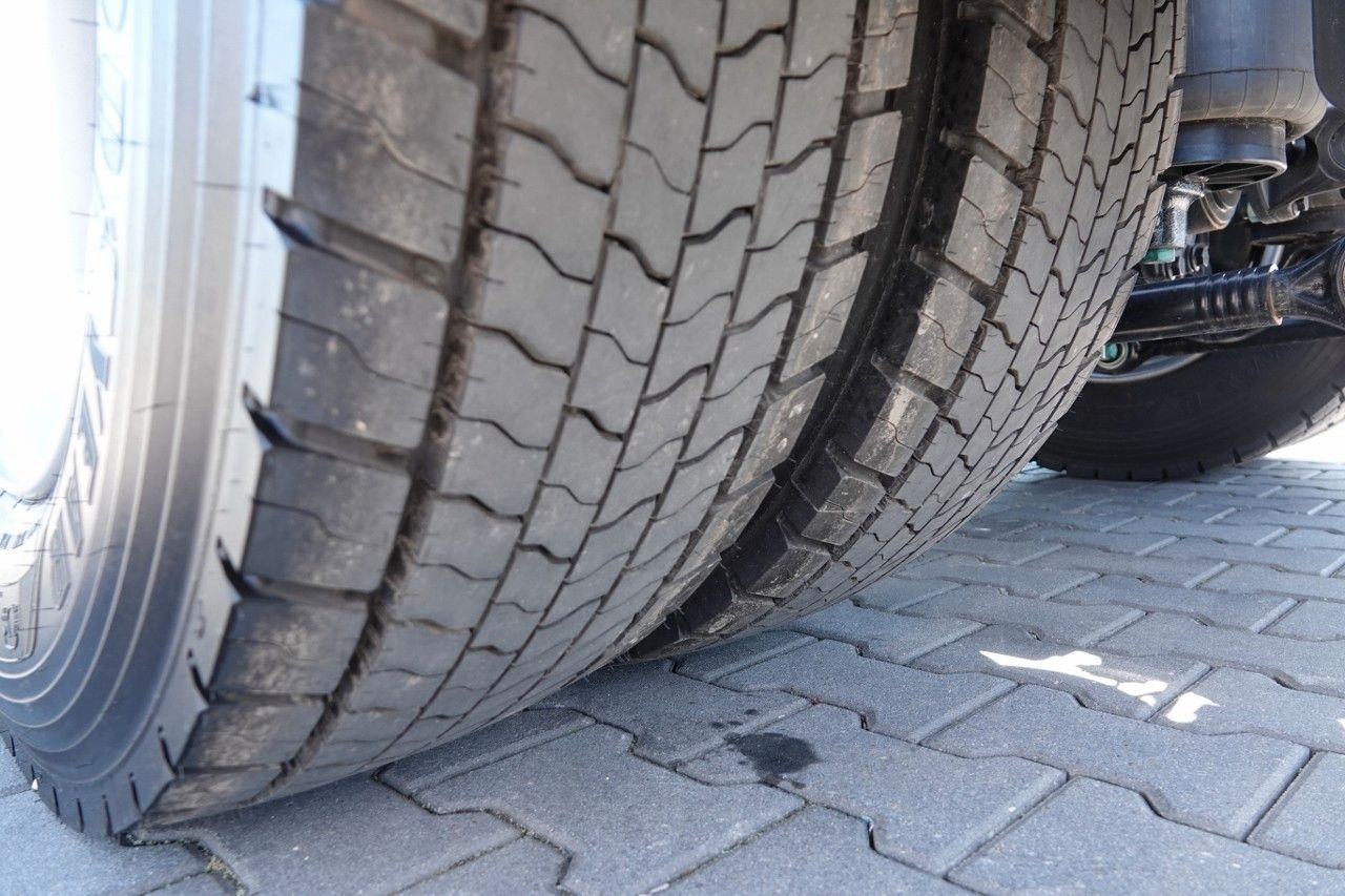 Tracteur routier MAN TGX 26.520 / 6x2 / RAMA DŁ. 9,1M / OŚ PODNOSZONA: photos 10 Tracteur routier MAN TGX 26.520 / 6x2 / RAMA DŁ. 9,1M / OŚ PODNOSZONA: photos 10