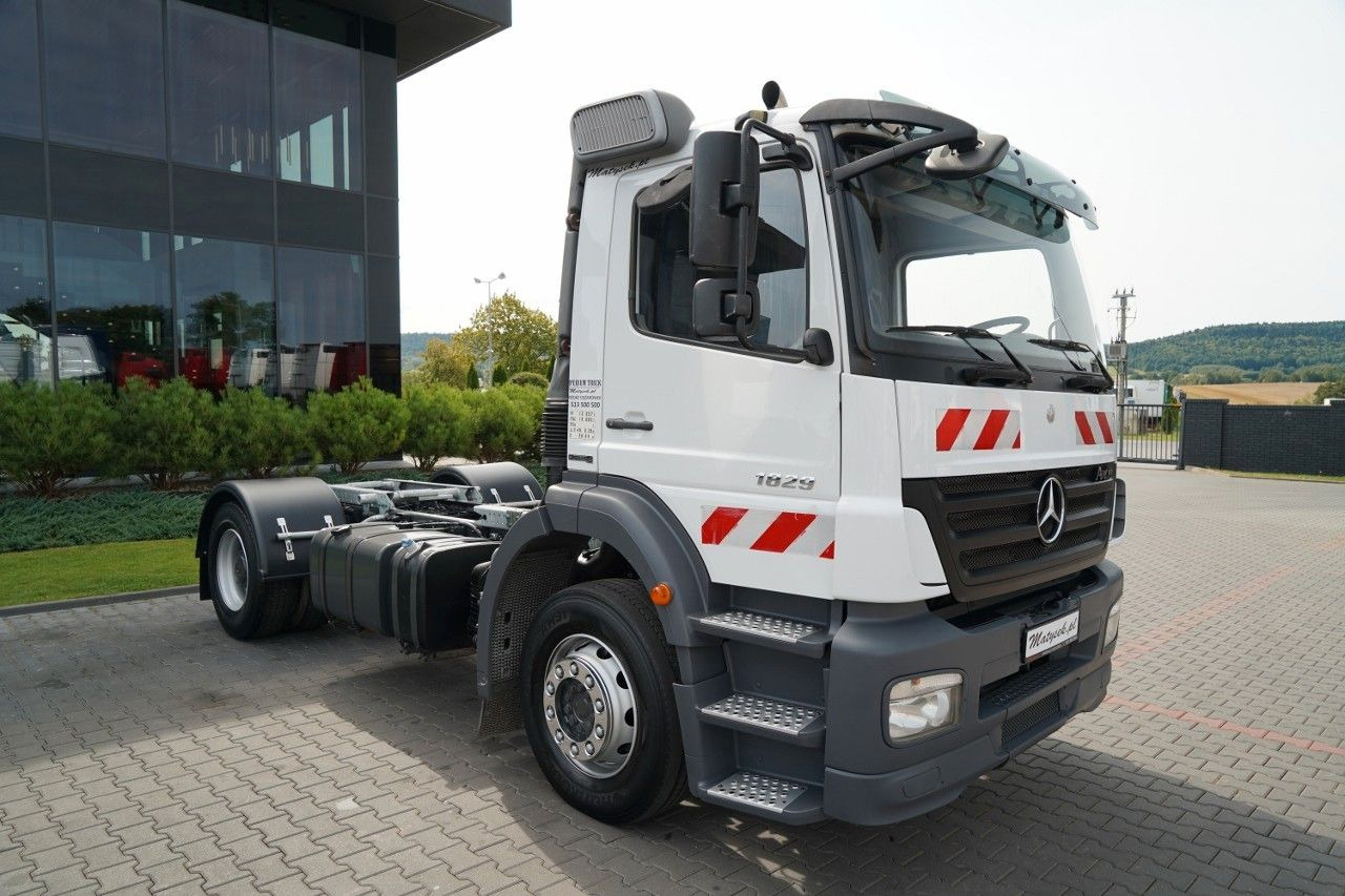 Mercedes-Benz AXOR 1829 / RETARDER / RAMA POD ZABUDOWĘ / 4 m / - Tracteur routier: photos 2 Mercedes-Benz AXOR 1829 / RETARDER / RAMA POD ZABUDOWĘ / 4 m / - Tracteur routier: photos 2
