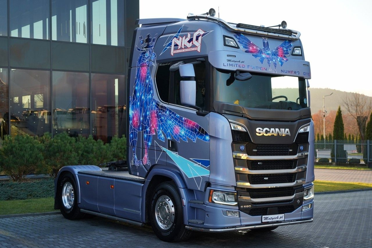 Scania S 580 / V8 / ORGINALNA EDYCJA LIMITED / NR 010 / - Tracteur routier: photos 4 Scania S 580 / V8 / ORGINALNA EDYCJA LIMITED / NR 010 / - Tracteur routier: photos 4