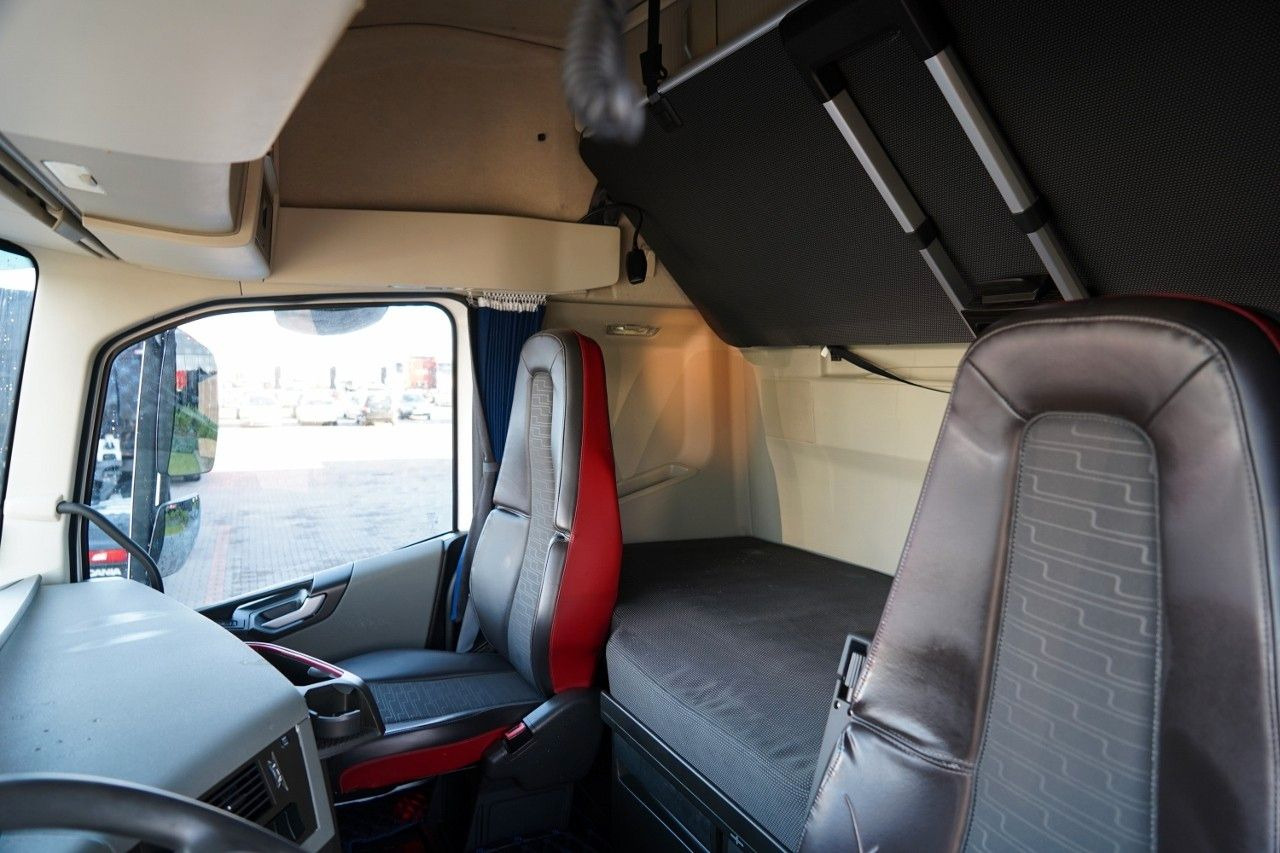 Tracteur routier Volvo FH 500 / I-PARK COOL / I-SHIFT: photos 25 Tracteur routier Volvo FH 500 / I-PARK COOL / I-SHIFT: photos 25