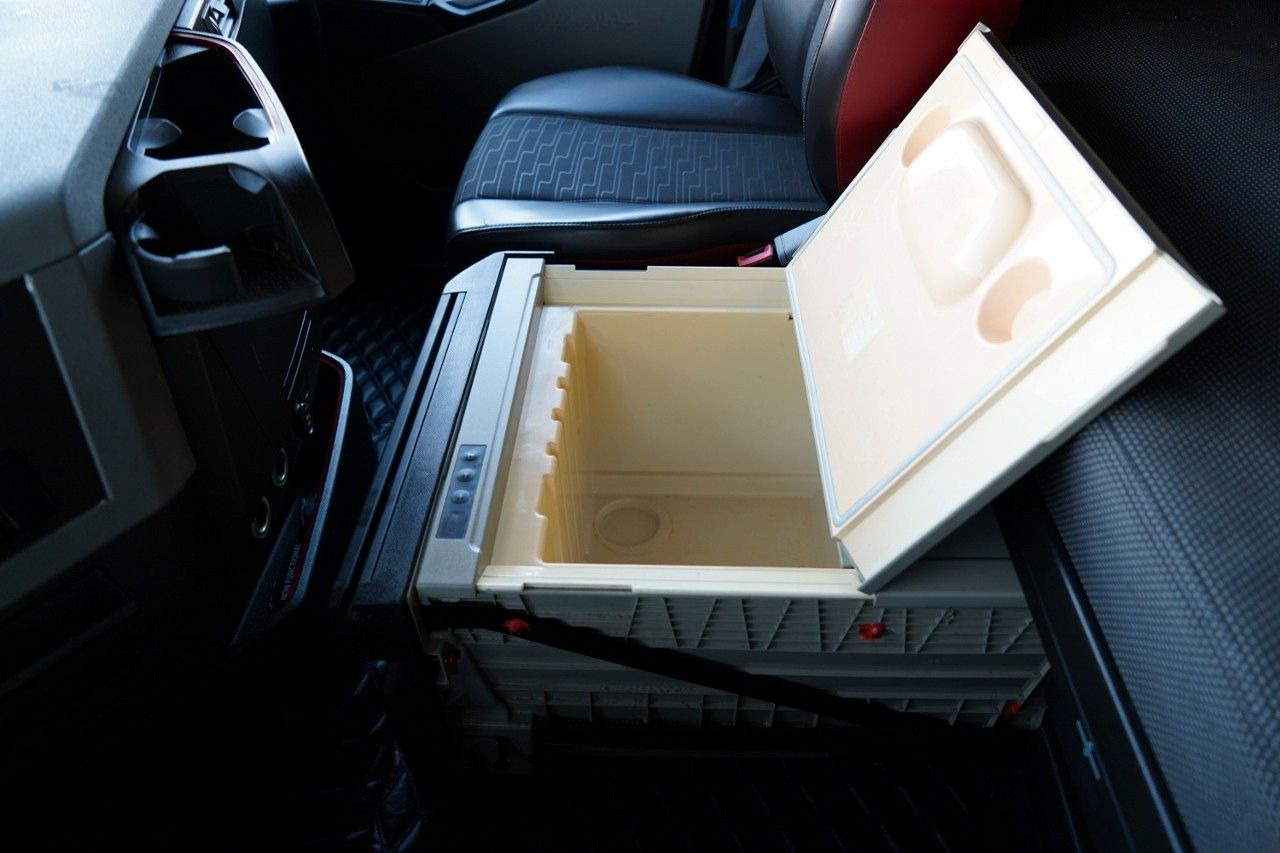 Tracteur routier Volvo FH 500 / I-PARK COOL / I-SHIFT: photos 26 Tracteur routier Volvo FH 500 / I-PARK COOL / I-SHIFT: photos 26