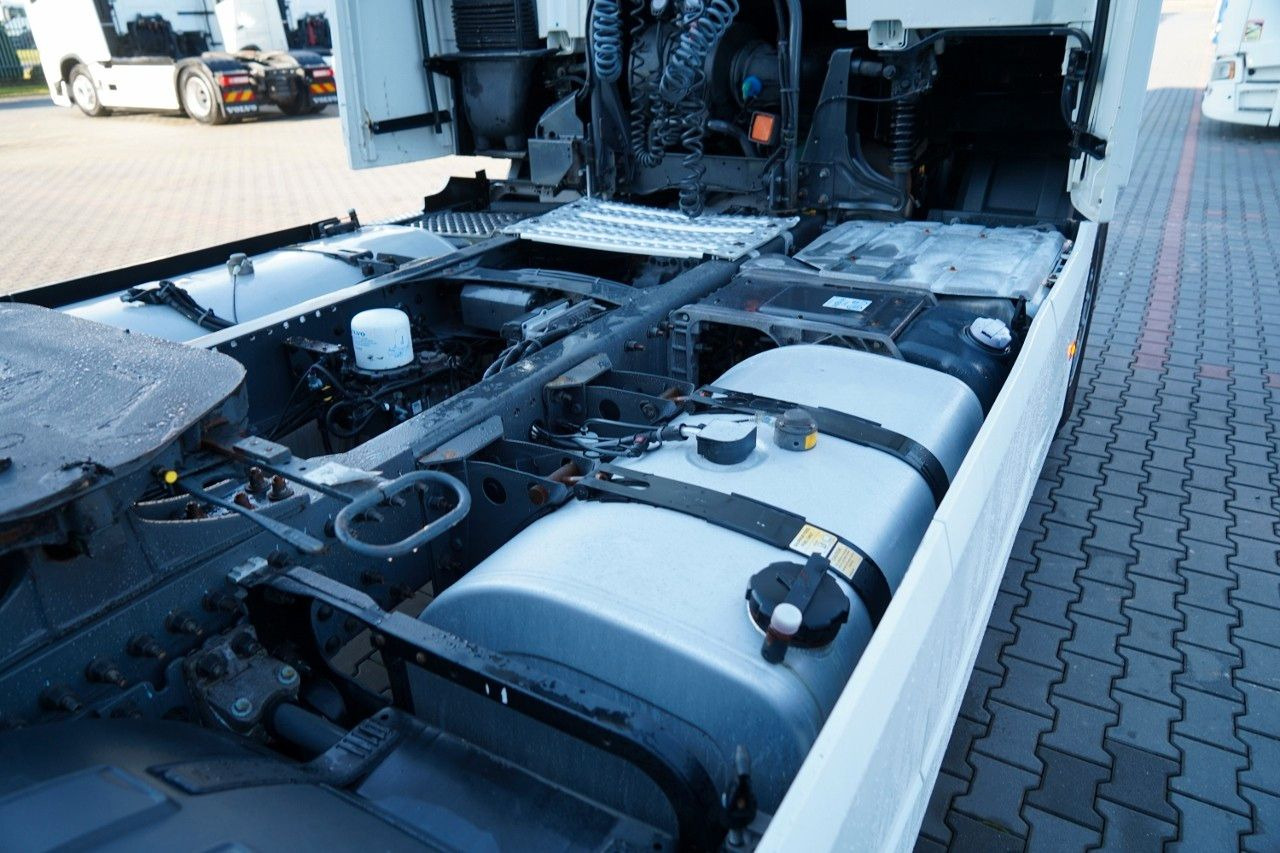 Tracteur routier Volvo FH 500 / I-PARK COOL / I-SHIFT: photos 16 Tracteur routier Volvo FH 500 / I-PARK COOL / I-SHIFT: photos 16