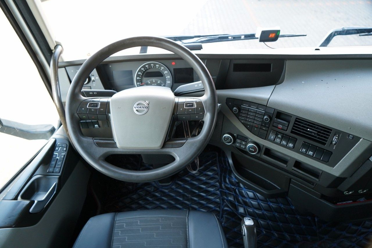 Tracteur routier Volvo FH 500 / I-PARK COOL / I-SHIFT: photos 28 Tracteur routier Volvo FH 500 / I-PARK COOL / I-SHIFT: photos 28