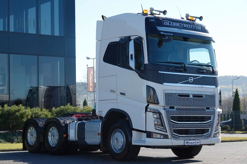 Volvo FH 540 / 6x4 / HYDRAULIKA / I -PARK COOL /3 OSIE - Tracteur routier: photos 1 Volvo FH 540 / 6x4 / HYDRAULIKA / I -PARK COOL /3 OSIE - Tracteur routier: photos 1