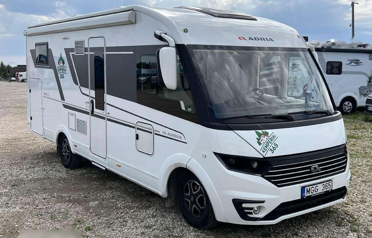 Adria Sonic Plus - Camping-car: photos 3 Adria Sonic Plus - Camping-car: photos 3