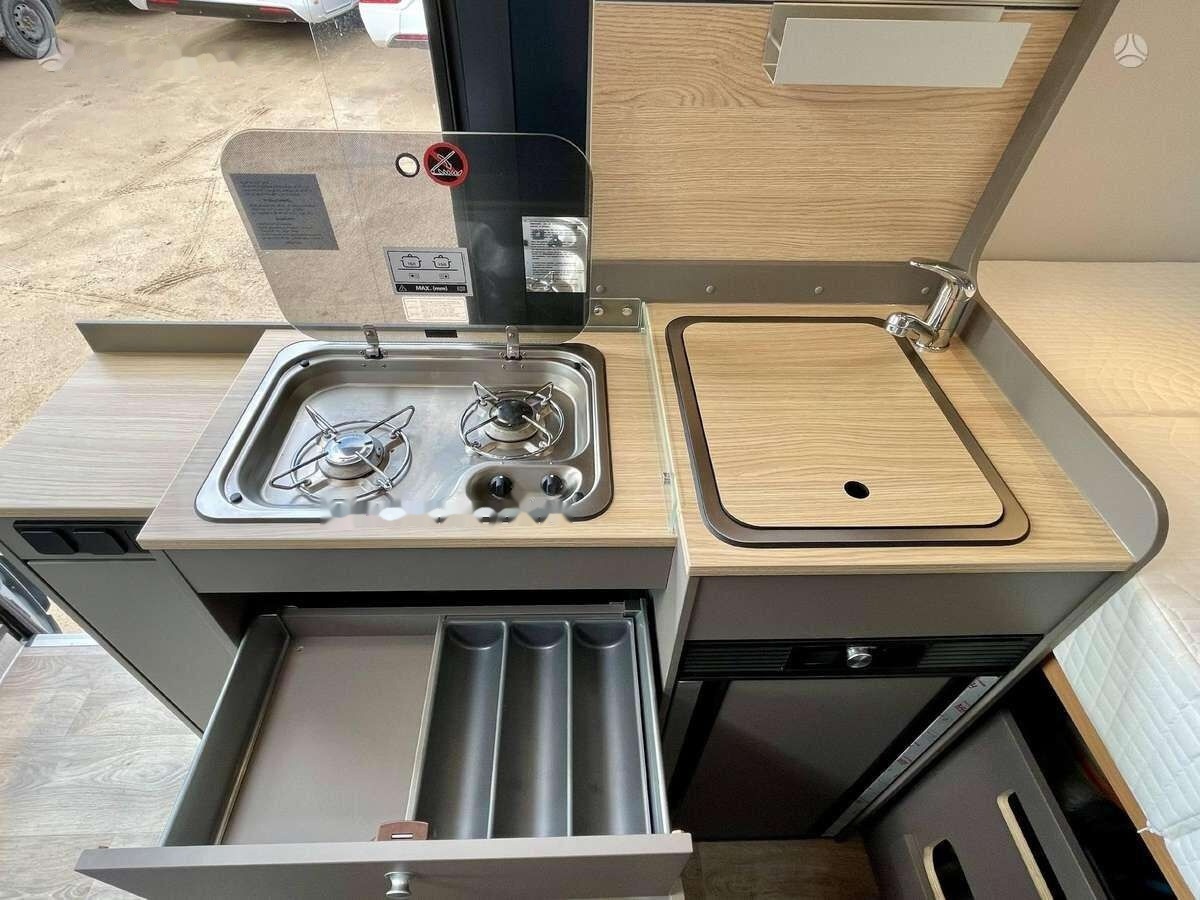 Camping-car LMC Innovan 590C: photos 9