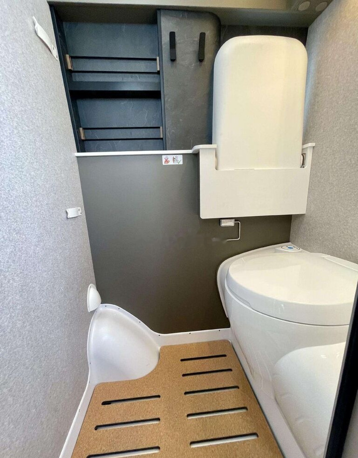 Fourgon aménagé neuf Hymer Grand Canyon S 4x4: photos 12 Fourgon aménagé neuf Hymer Grand Canyon S 4x4: photos 12