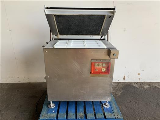 Intact RM571 Vacuum skin packer - Machine d'emballage et de conditionnement: photos 2 Intact RM571 Vacuum skin packer - Machine d'emballage et de conditionnement: photos 2