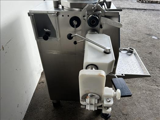 Rex RVF80 Vacuum filler - Machine agroalimentaire: photos 5 Rex RVF80 Vacuum filler - Machine agroalimentaire: photos 5