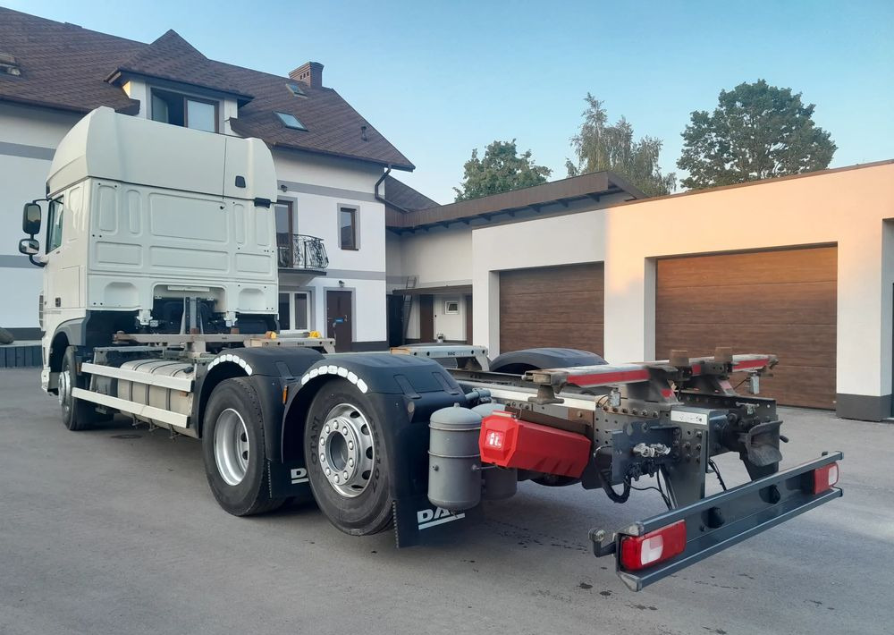 DAF XF 106 450 / BDF RETARDER - Châssis cabine: photos 3 DAF XF 106 450 / BDF RETARDER - Châssis cabine: photos 3