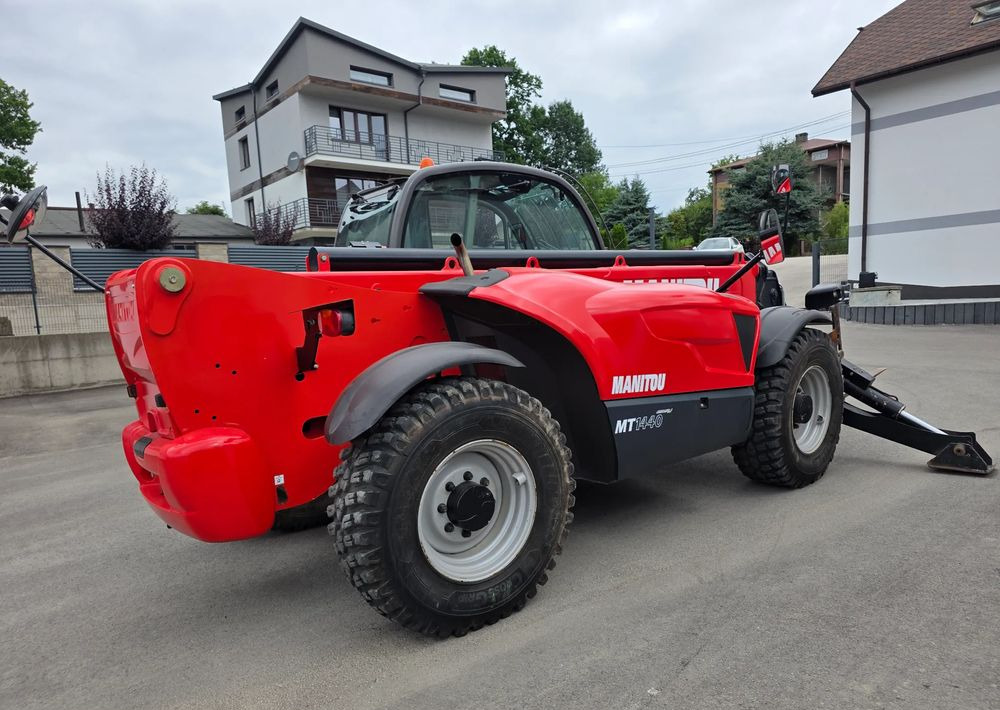 Manitou MT 1440 EASY - Chariot télescopique: photos 3 Manitou MT 1440 EASY - Chariot télescopique: photos 3