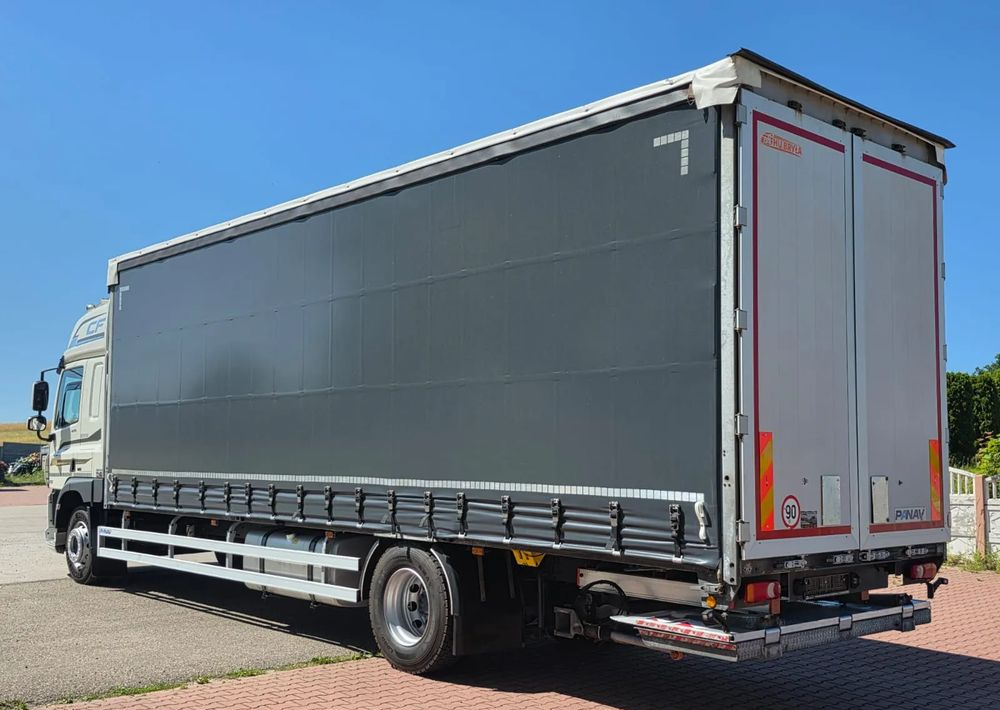 DAF CF290 / CF320 / FIRANKA / WINDA DHOLLANDIA / E6/ JEDEN WŁAŚCICIEL / SPROWADZONY / 22PALETY / 2019/ PODNOSZONY DACH / JAK NOWY - Camion à rideaux coulissants: photos 5 DAF CF290 / CF320 / FIRANKA / WINDA DHOLLANDIA / E6/ JEDEN WŁAŚCICIEL / SPROWADZONY / 22PALETY / 2019/ PODNOSZONY DACH / JAK NOWY - Camion à rideaux coulissants: photos 5