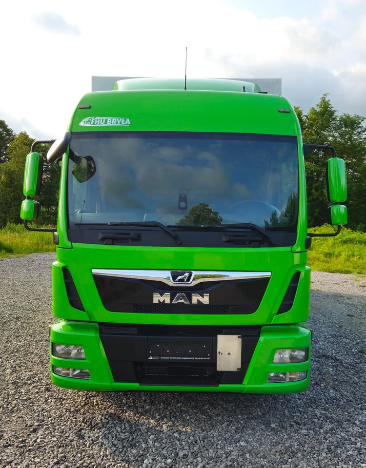 MAN TGL12.250/E6/20PALET/10.2018/SERWISOWANY/NISKI PRZEBIEG/WINDA/FIRANKA//JAK NOWY/SERWISOWANY - Camion à rideaux coulissants: photos 3 MAN TGL12.250/E6/20PALET/10.2018/SERWISOWANY/NISKI PRZEBIEG/WINDA/FIRANKA//JAK NOWY/SERWISOWANY - Camion à rideaux coulissants: photos 3