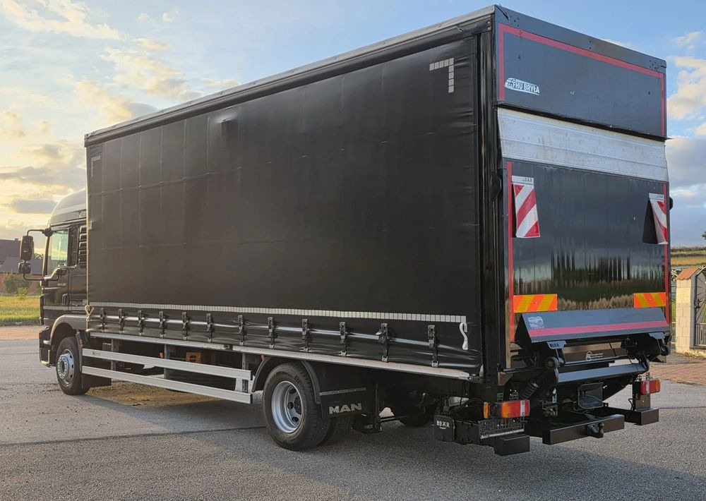 MAN TGM 15.290 / FIRANKA / 2019R / SPROWADZONY/ 7500 ŁADOWNOŚĆ / 18 PALET / E6 / JAK NOWY / WINDA / - Camion à rideaux coulissants: photos 5 MAN TGM 15.290 / FIRANKA / 2019R / SPROWADZONY/ 7500 ŁADOWNOŚĆ / 18 PALET / E6 / JAK NOWY / WINDA / - Camion à rideaux coulissants: photos 5