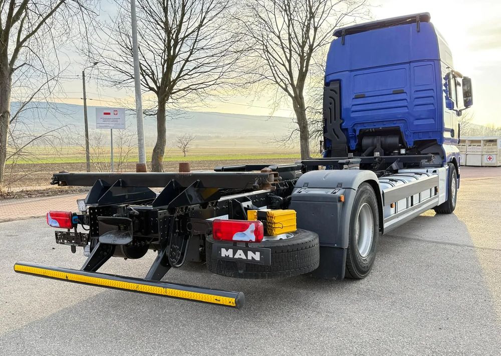 MAN TGX 18.430/SPROWADZONY/DO ŻYWCA/DO BYDŁA/2020/KLIMA POSTOJOWA/SERWISOWANY/JAK NOWY/NISKI PRZEBIEG/RAMA/BDF/E6 - Châssis cabine: photos 5 MAN TGX 18.430/SPROWADZONY/DO ŻYWCA/DO BYDŁA/2020/KLIMA POSTOJOWA/SERWISOWANY/JAK NOWY/NISKI PRZEBIEG/RAMA/BDF/E6 - Châssis cabine: photos 5
