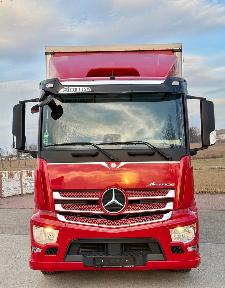 Mercedes-Benz ACTROS 1830/1827/1832/FIRANKA/WINDA/18 EUROPALET/AUTOMAT/Z NIEMIEC/2017/DUŻA ŁADOWNOŚĆ - Camion à rideaux coulissants: photos 5 Mercedes-Benz ACTROS 1830/1827/1832/FIRANKA/WINDA/18 EUROPALET/AUTOMAT/Z NIEMIEC/2017/DUŻA ŁADOWNOŚĆ - Camion à rideaux coulissants: photos 5