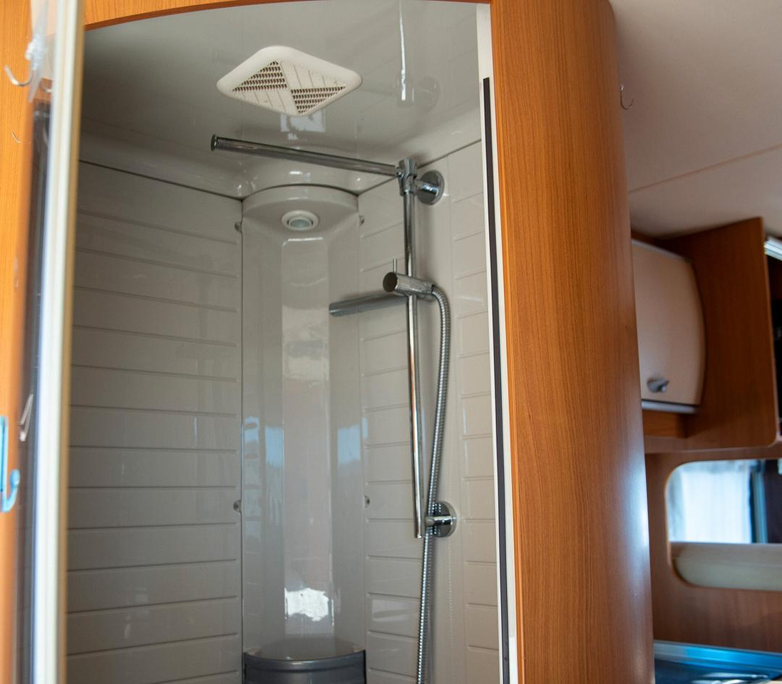 Camping-car intégral Bürstner BURSTNER VISEO I 726: photos 7